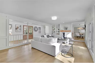 2552 Hollycreek Drive NE, Marietta, GA 30062 - Photo 8