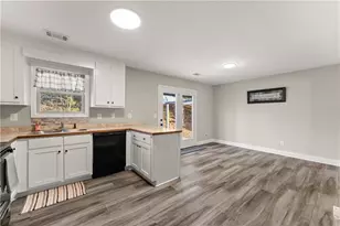 175 Waterford Glen Dr, Lula, GA 30554 - Photo 10