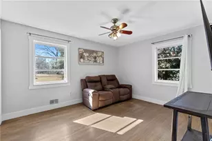 1800 Sandy Plains Rd, Marietta, GA 30066 - Photo 16