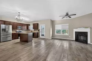 1027 Grenier Terrace NE, Lawrenceville, GA 30045 - Photo 8