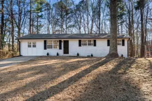 4975 Springbrook Dr, Douglasville, GA 30135 - Photo 2