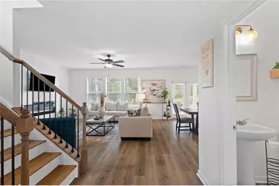 206 Blue Dragon Drive, Jefferson, GA 30549 - Photo 8