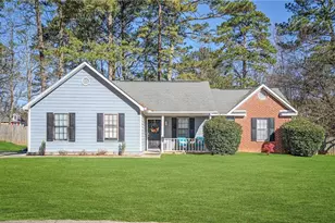 1528 Carriage Ln, Jonesboro, GA 30238 - Photo 1