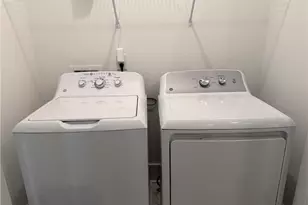 1605 Aeslin Dr NW, Atlanta, GA 30318 - Photo 26