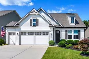 215 Silver Ct, Hoschton, GA 30548 - Photo 4