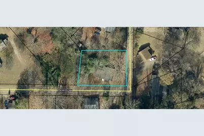 130 Pecan Dr SW, Atlanta, GA 30315 - Photo 2