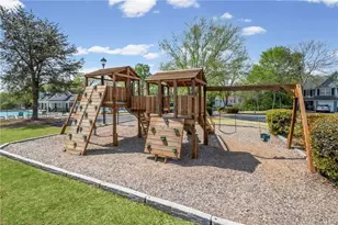 1300 Primrose Dr, Roswell, GA 30076 - Photo 46