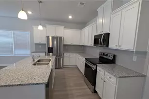 427 Lanier Cir, Woodstock, GA 30189 - Photo 12