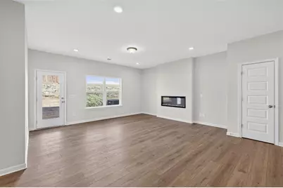 1002 Stiles Circle #2, Cartersville, GA 30120 - Photo 6