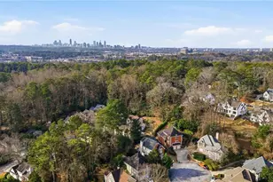 1073 Shady Valley Pl, Atlanta, GA 30324 - Photo 30