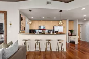 3324 Peachtree Rd NE, Atlanta, GA 30326 - Photo 10