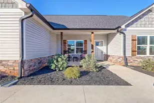 995 Dortch Rd, Eastanollee, GA 30538 - Photo 4