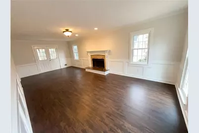 945 Haverhill Trail, Lawrenceville, GA 30044 - Photo 4