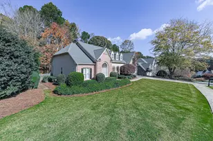 527 Fairway Dr, Woodstock, GA 30189 - Photo 2