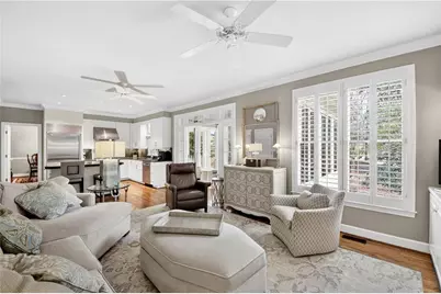 2110 Village Point NE, Brookhaven, GA 30319 - Photo 18