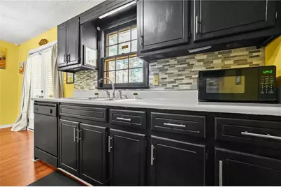 190 Belmont Farms Drive, Ellenwood, GA 30294 - Photo 8