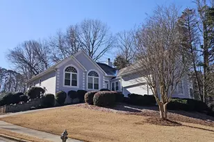 303 Leeward Walk Ln, Alpharetta, GA 30005 - Photo 2