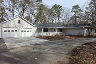 940 Pine View Rd, Covington, GA 30014 - Photo 1