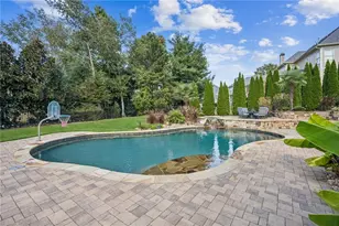 1043 Meadow Club Ct, Suwanee, GA 30024 - Photo 4