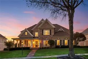 1043 Meadow Club Ct, Suwanee, GA 30024 - Photo 2