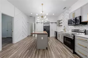 823 Wood St NW, Atlanta, GA 30318 - Photo 18