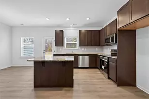 48 Alameda St, Loganville, GA 30052 - Photo 2