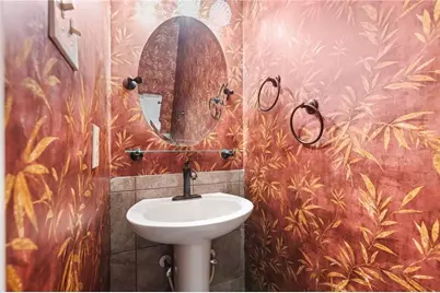 1350 Overlook Cove SE, Smyrna, GA 30080 - Photo 10