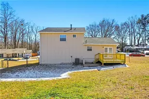 3391 Timbercreek Dr, Lawrenceville, GA 30044 - Photo 16