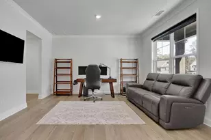 1682 Dover Creek Ln, Lawrenceville, GA 30045 - Photo 4