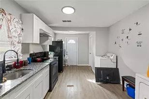 1128 Fair St SW, Atlanta, GA 30314 - Photo 6