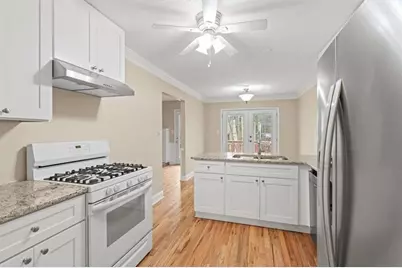 2051 Bishop Creek Drive, Marietta, GA 30062 - Photo 18