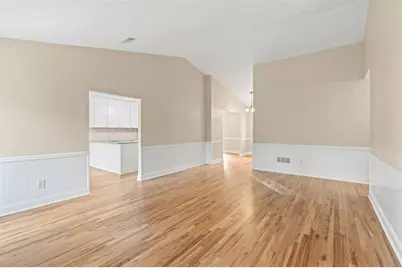 2051 Bishop Creek Drive, Marietta, GA 30062 - Photo 14