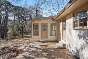 2304 Rolling Acres Ct SW, Conyers, GA 30094 - Photo 28