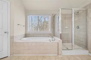 2552 Wolf Den Ln, Atlanta, GA 30349 - Photo 18