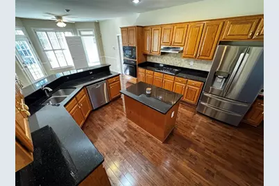 925 Whitetail Court, Alpharetta, GA 30005 - Photo 2