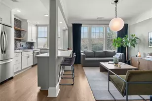 301 10th St NE, Atlanta, GA 30309 - Photo 2