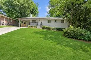 555 Virginia Pl SE, Marietta, GA 30067 - Photo 1