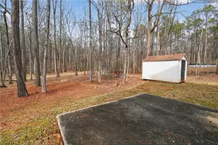 135 Ashley Creek, Newnan, GA 30263 - Photo 14