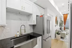 6305 Shannon Pkwy, Union City, GA 30291 - Photo 6