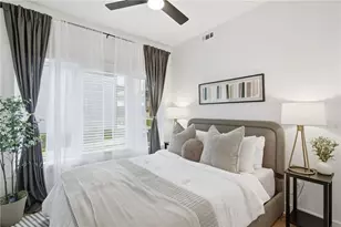 6305 Shannon Pkwy, Union City, GA 30291 - Photo 10