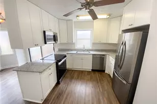 129 Bramble Oak Dr, Woodstock, GA 30188 - Photo 2