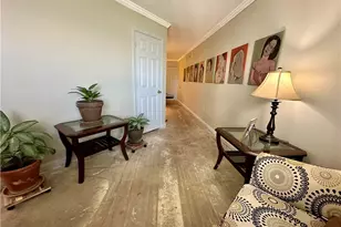 795 Hammond Dr, Atlanta, GA 30328 - Photo 8