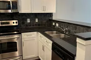 221 Semel Cir NW, Atlanta, GA 30309 - Photo 4