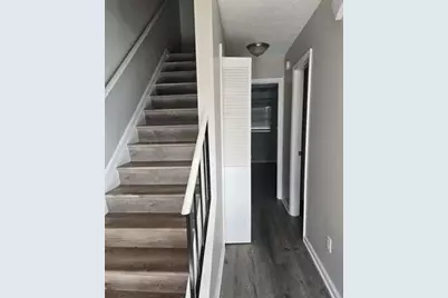 11 Pine Canyon Drive, Atlanta, GA 30331 - Photo 2