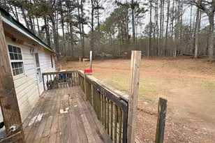 9365 Wilkerson Mill Rd, Palmetto, GA 30268 - Photo 2