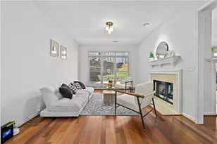 6415 Stapleford Ln, Johns Creek, GA 30097 - Photo 8