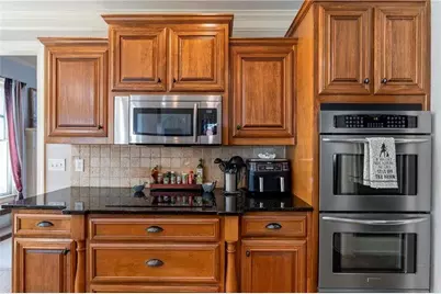 1030 Silver Thorne Drive, Loganville, GA 30052 - Photo 26