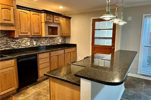 5050 Meadow Ln, Marietta, GA 30068 - Photo 12