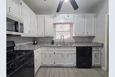 1426 Cambridge Common, Decatur, GA 30033 - Photo 10