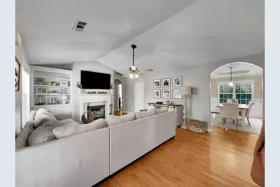 518 Vinemont Way, Auburn, GA 30011 - Photo 2